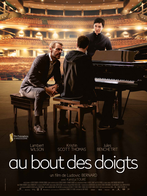 AU BOUT DES DOIGTS